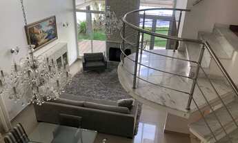 Imagem 2: Casa de condomínio para aluguel s/ Mobília Clean possui 365 metros quadrados com 4 quartos