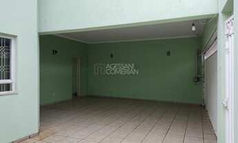 Imagem 3: Casa para Venda em Franca, Jardim Santana, 3 dormitórios, 1 suíte, 4 banheiros, 3 vagas