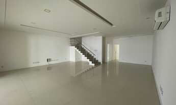 Imagem 4: Casa de condomínio para venda possui 400 metros quadrados com 5 quartos