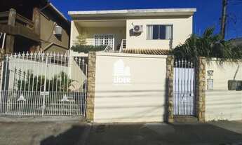 Imagem: Casa à venda, 3 quartos, 2 vagas, Centro