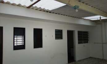 Imagem 5: Excelente sobra no Parque Fernanda, com ótimo espaço no quintal