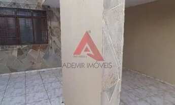 Imagem 2: JACAREí - Casa Padrão - centro