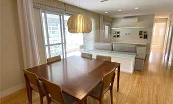 Imagem 7: Excelente apartamento com 3 dormitórios e 1 suíte, 2 vagas de garagem