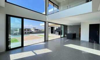 Imagem 5: CASA COM 4 DORMITÓRIOS À VENDA, 416 M² POR R$ 3.300.000,00 - URBANOVA - SÃO JOSÉ DOS CAMPO