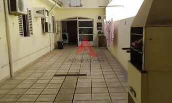 Imagem 2: JACAREí - Casa Padrão - Jardim Jacinto