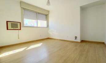 Imagem 5: Apartamento para venda com 02 dormitórios no bairro Cidade Baixa