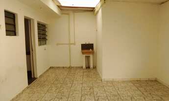 Imagem 7: Excelente sobra no Parque Fernanda, com ótimo espaço no quintal