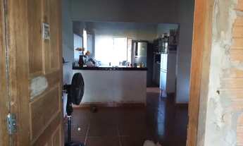 Imagem 5: Vendo uma casa valor 40 mil ou troco em terreno e o restante em dinheiro