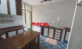 Imagem 6: Sobrado para venda com 198 metros quadrados com 6 quartos