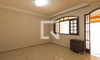 Imagem 2: Casa à Venda - Picanço, 3 Quartos, 125 m2