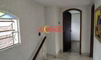 Imagem 6: ÓTIMA CASA 230m² COM 4 DORMITÓRIOS E 2 VAGAS DE GARAGEM- JARDIM CUMBICA - GUARULHOS/SP