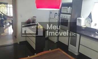 Imagem 5: Linda Casa de 3 dormitórios no Bosque dos Eucaliptos