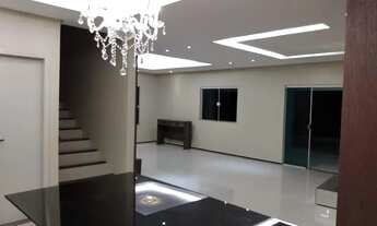 Imagem 4: CASA NO CALHAU Casa com 4 dormitórios