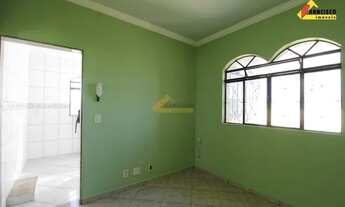 Imagem 2: Apartamento para aluguel, 2 quartos, 1 vaga, Planalto - Divinópolis/MG