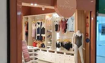 Imagem: Loja no Shopping da Bahia na entrada do