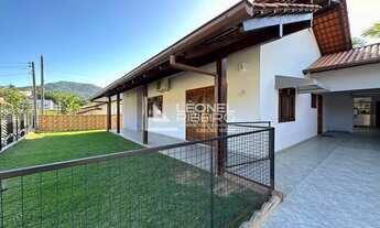 Imagem: Casa com 3 dormitórios à venda no bairro