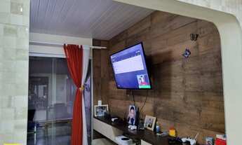 Imagem 3: EXCELENTE CASA COM PISCINA EM ÓTIMA LOCALIZAÇÃO NO BAIRRO ITOUPAVA NORTE