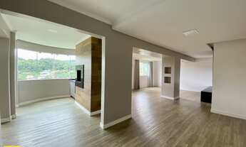 Imagem 2: Apartamento no ÚLTIMO ANDAR próximo da Alameda!