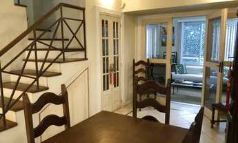 Imagem 7: Casa para venda tem 288 metros quadrados com 5 quartos