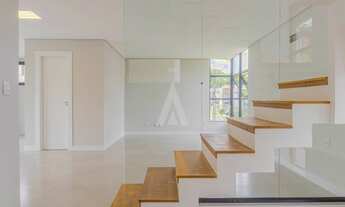 Imagem 3: Lindo sobrado no condomínio Quinte Essence com 1 suíte master mais 2 suítes à venda no bai