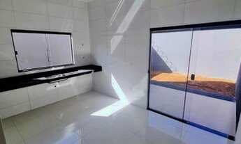 Imagem 4: Casa para Venda em Senador Canedo, Setor Monte Azul, 3 dormitórios, 1 suíte, 2 banheiros