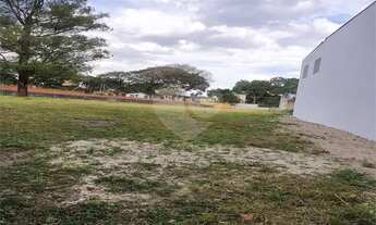 Imagem 4: Terreno totalmente plano, residencial ou comercial, frente para duas ruas, AT 5695m2