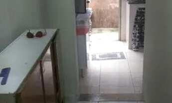 Imagem 6: Oswaldo Cruz (final Estrada do Portela) Casa Térrea Sala 2Qtos Coz Bh Área Gar Var