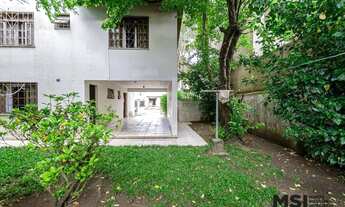 Imagem 2: VENDE CASA COM 4 QUARTOS - BAIRRO BOM RETIRO - CURITIBA / PR