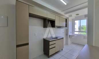 Imagem 6: Apartamento no Bucarein com 2 quartos, cozinha com armários, sacada com churrasqueira e 1