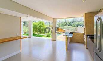 Imagem 6: Casa com 4 dormitórios, sendo 4 suítes para venda na região Granja Viana - Barueri - SP