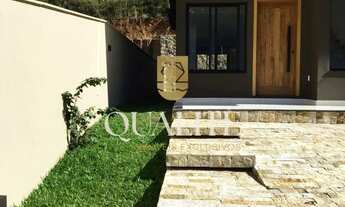 Imagem 2: Casa nova e moderna com 180m2 próximo a SC 401 à venda por R$1.590.000