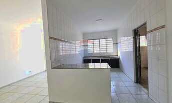 Imagem 5: Apartamento com 2 quartos e 2 banheiro2 para alugar, R$2500,00 + taxas - AT 65 m² - Centro