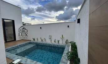 Imagem 2: Morada dos Pássaros / 3 suítes / moderna / área gourmet / piscina