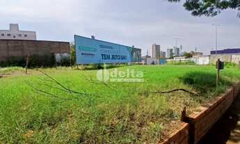 Imagem 2: Área disponível para venda 1.330 m² no bairro Tabajaras em Uberlândia-MG