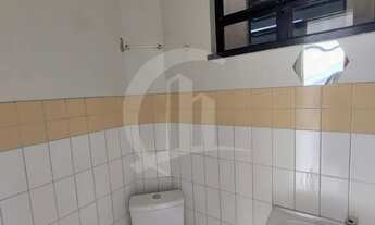 Imagem 5: Sala para locação na Galria Alvorada com esquina a Hermes Fontes