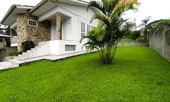 Imagem 3: Casa em AMPLO terreno no centro do Rio Maina em Criciúma
