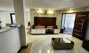 Imagem: Casa de Vila em Rua José Girão Sanches