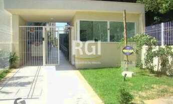 Imagem 4: Apartamento em Porto Alegre, no bairro Sarandi, com 3 dormitório(s), e 3 banheir