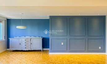 Imagem 3: Imóvel para venda tem 142 metros quadrados com 2 quartos em Três Figueiras - Porto Alegre