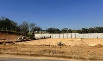 Imagem 2: Terreno à venda em Valinhos, Macuco, com 1060 m²