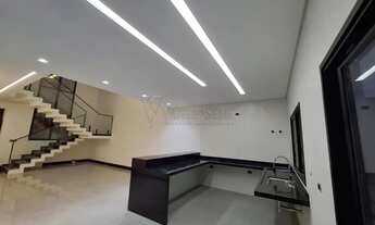 Imagem: Sobrado novo, nunca habitado, em Jacareí