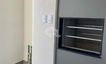 Imagem 2: Apartamento com 2 dormitórios, 1 suíte, 2 banheiros e com 2 vagas cobertas próximo ao Cent