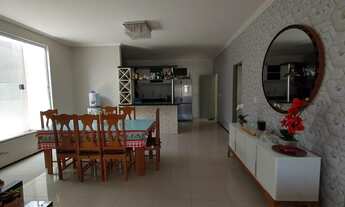 Imagem 4: Casa Duplex Mobiliada com área de lazer - ARAÇAGI