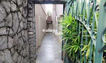 Imagem 2: Excelente casa de fundo no Prado