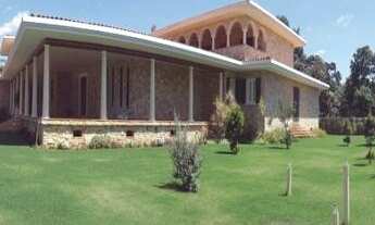 Imagem 5: EXCELENTE CASA MODERNA EM CONDOMINIO DE ALTO PADRÃO MOBILIADA