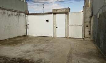 Imagem 4: Excelente sobra no Parque Fernanda, com ótimo espaço no quintal