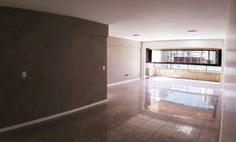 Imagem 3: Alugo SANDRO BOTTICELLI 160 m² 4 Quartos 1 Suíte 4 WCs DCE 2 Vagas PONTA VERDE