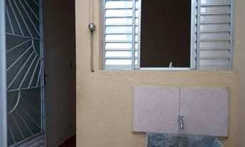 Imagem: Alugo quarto e banheiro