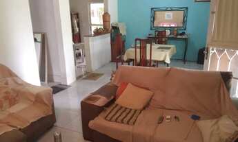 Imagem 7: Vendo sítio das Tilapias em Citrolândia/ Guapimirim. C/ 2 tanques de Tilapias