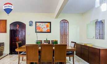 Imagem 5: Excelente sobrado na Rua Maringá 210m² , 3 Dom, 4 Banheiros, 3 Vagas, Quintal, Edícula com